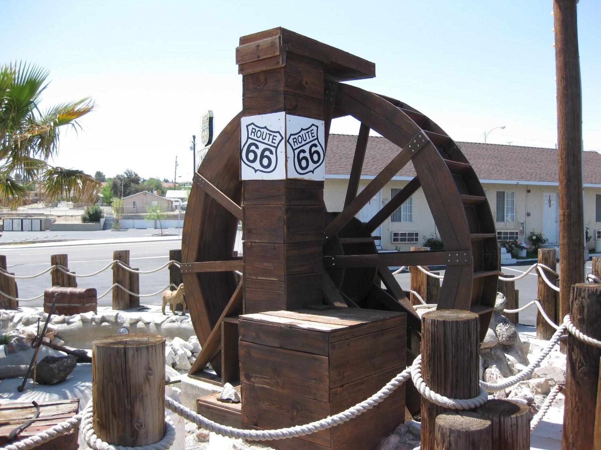 Route 66 Motel Barstow Ngoại thất bức ảnh
