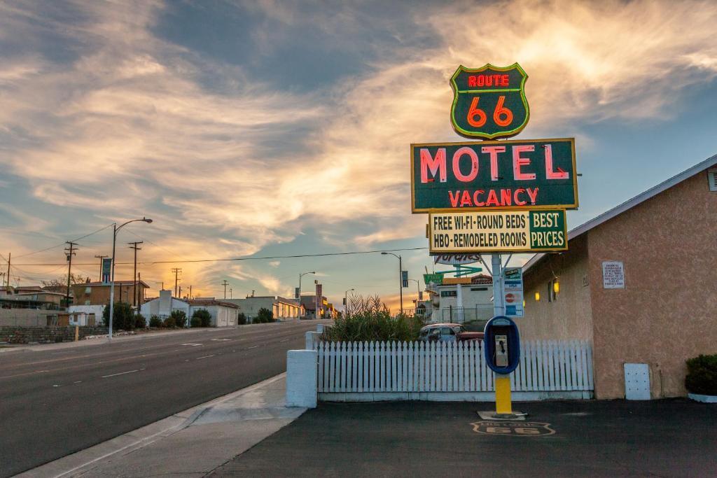 Route 66 Motel Barstow Ngoại thất bức ảnh
